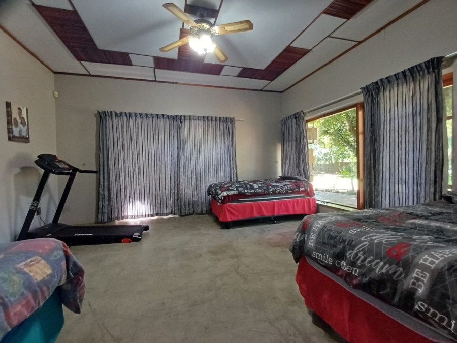 4 Bedroom Property for Sale in Songloed North West